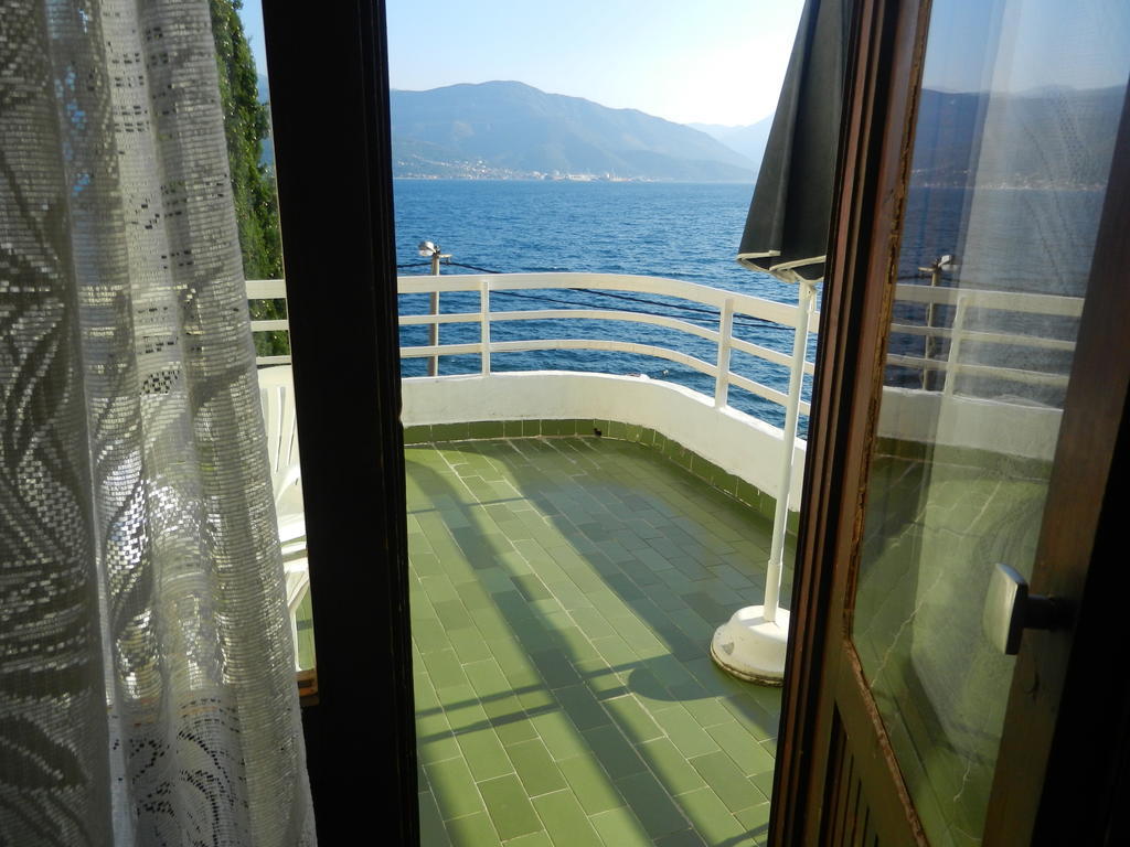 Apartments Sino More Tivat Quarto foto